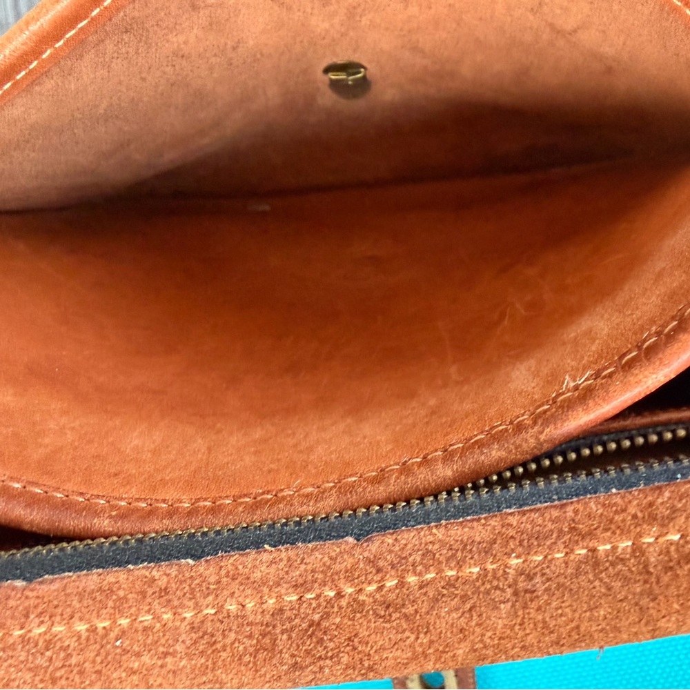 Vintage Coach Saddlery Leather Crossbody Bag - Picture 10 of 12